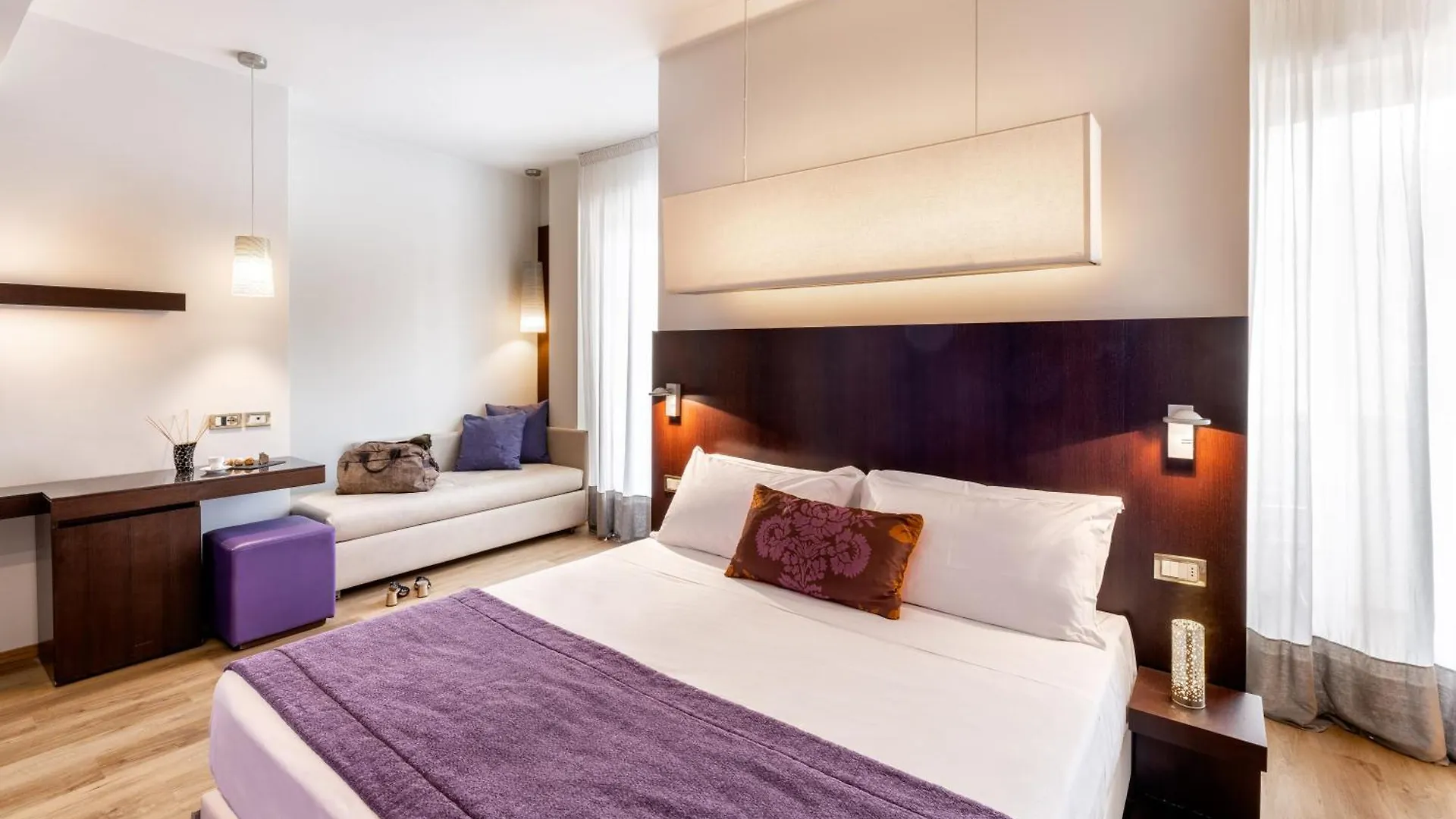 Hotel Dory Riccione 4*,
