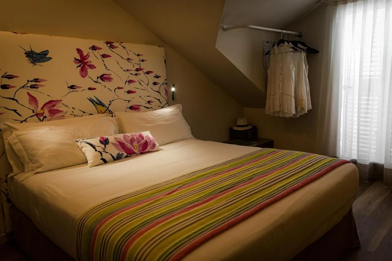 Hotel Dory Riccione 4*,