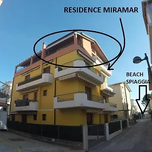  Apartment Miramar - Attico Bilocale - Agenzia Cocal Italien